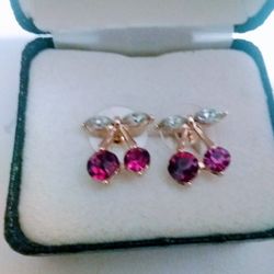 Gold Plated Cherry 🍒🍒🍒 Earrings 🆕