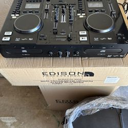 DJ equipment 
