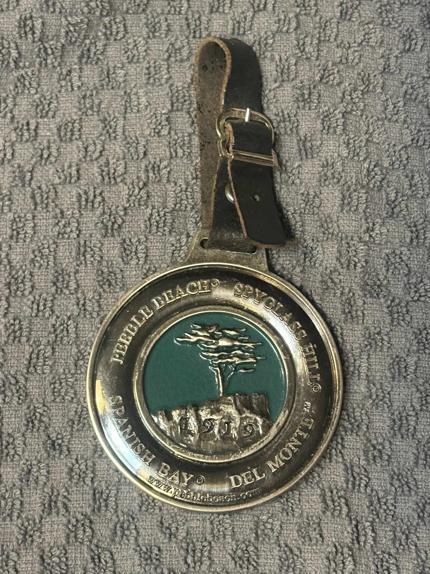 Vintage Pebble Beach Resorts Metal Bag Tag