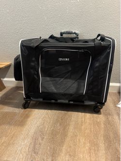 Large pet carrier with wheels for dog or cat