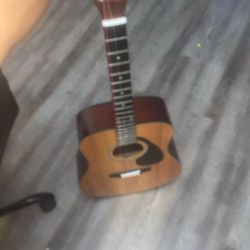 Yamaha Guitar