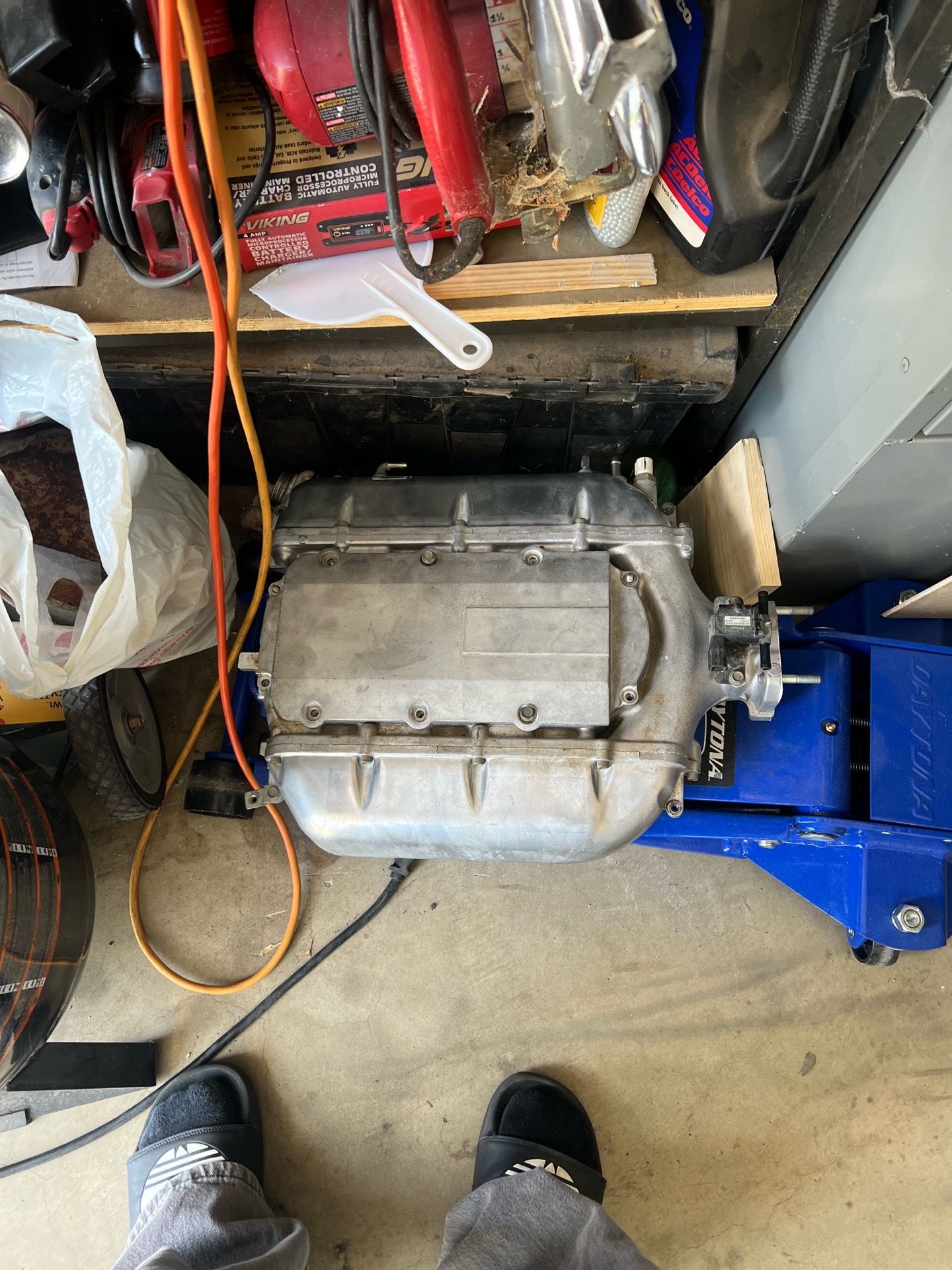 J series intake manifold