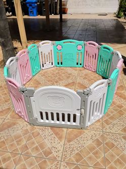 Baby playpen (14 pieces)