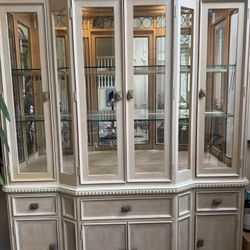 Beautiful Breakfront/China Cabinet