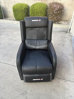 BOSSIN GAMING RECLINING CHAIR
