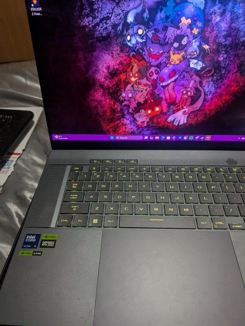 ROG Zephyrus G16 OLED240hz