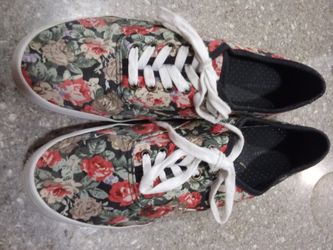 Size 11 womens shoes