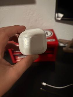 AirPod fours