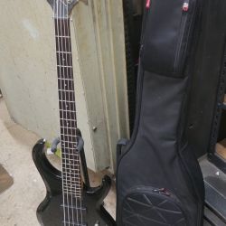 Ibanez 5 string bass BTB with case 887167-1