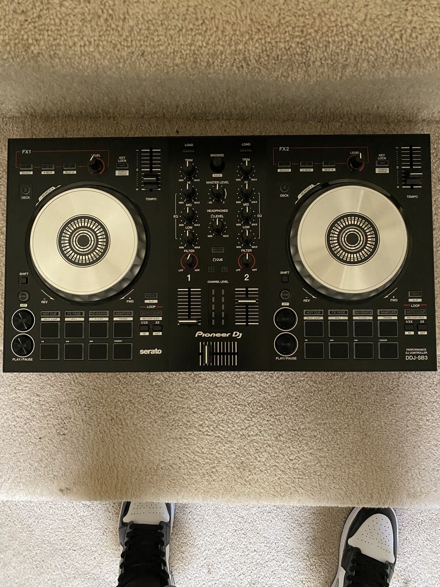 DJ  Equipment 