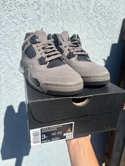 Jordan 4 Retro OG Cave Stone Size 3Y