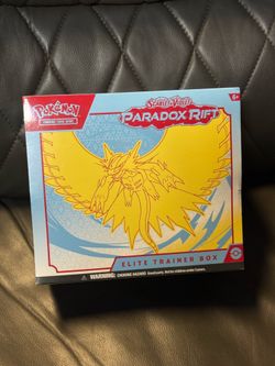 Pokemon ETB Paradox Rift Roaring Moon