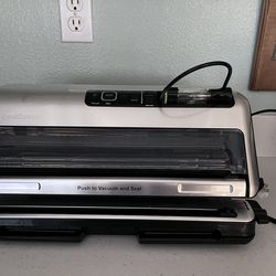 FoodSaver Sealer