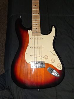 Sawtooth sunburst style Strat