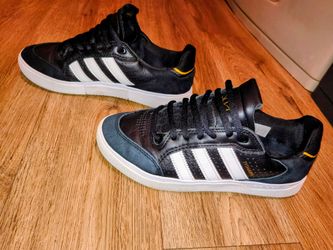 Adidas Tyshawn Jones skate shoes