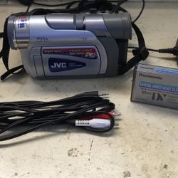 JVC 700X Video Camera