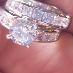Gorgeous Women's Round Cut Wedding Engagement Promises Ring Size 8.5