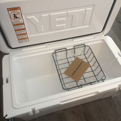 *BRAND NEW* Yeti Tundra 75 gallon cooler