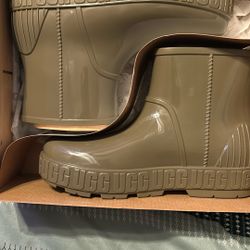 UGG Women’s Drizlita Boot