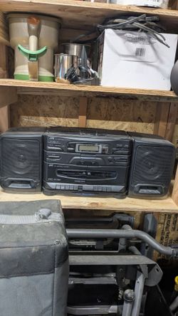 Jvc pc-110 am-fm /cd and cassette player