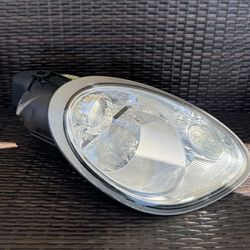2005 2006 2007 2008 Porsche Boxster/Cayman Right Passenger Side Xenon Headlight OEM