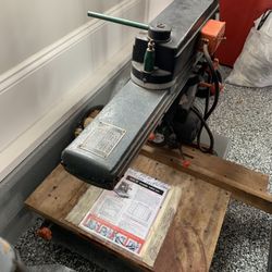 Vintage Delta Radial Saw