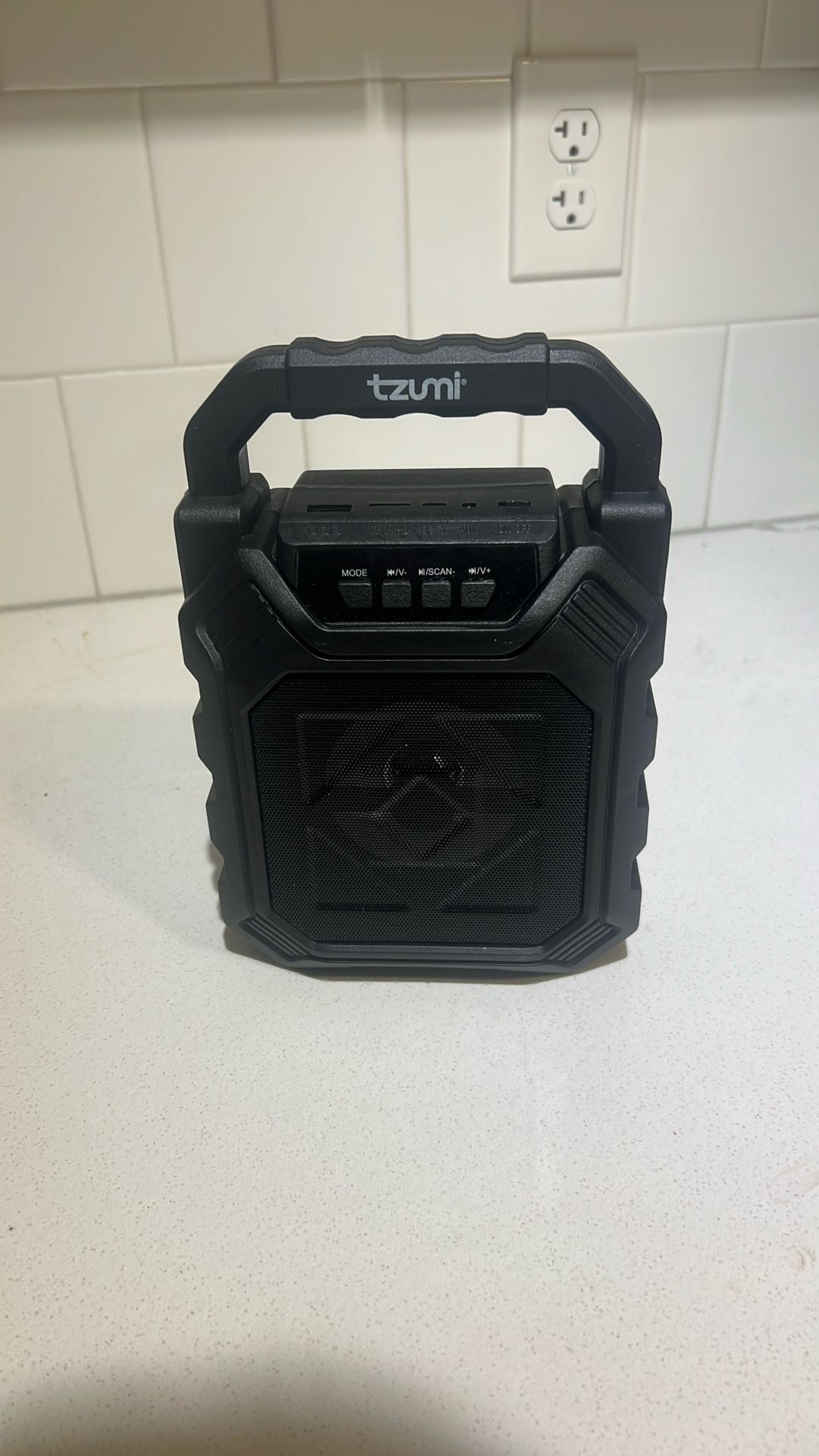 Tzumi wireless Speaker