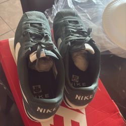 Nike Cortez