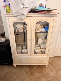 Vintage White Display Cabinet with Glass Doors