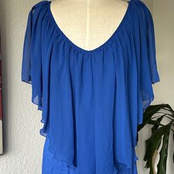 Venus Women’s Blouse Color Blue XL Size new no tags