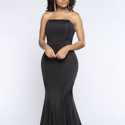 Strapless Maxi Gown ! Size XS