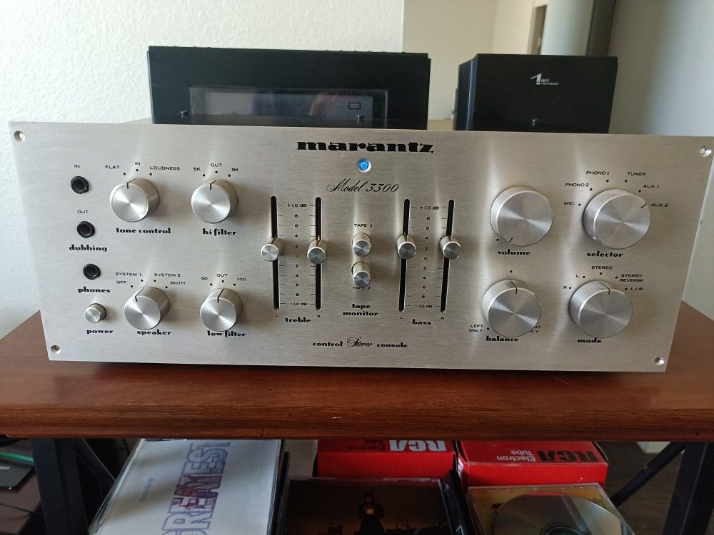 Marantz 3300 Preamplifier -Recapped