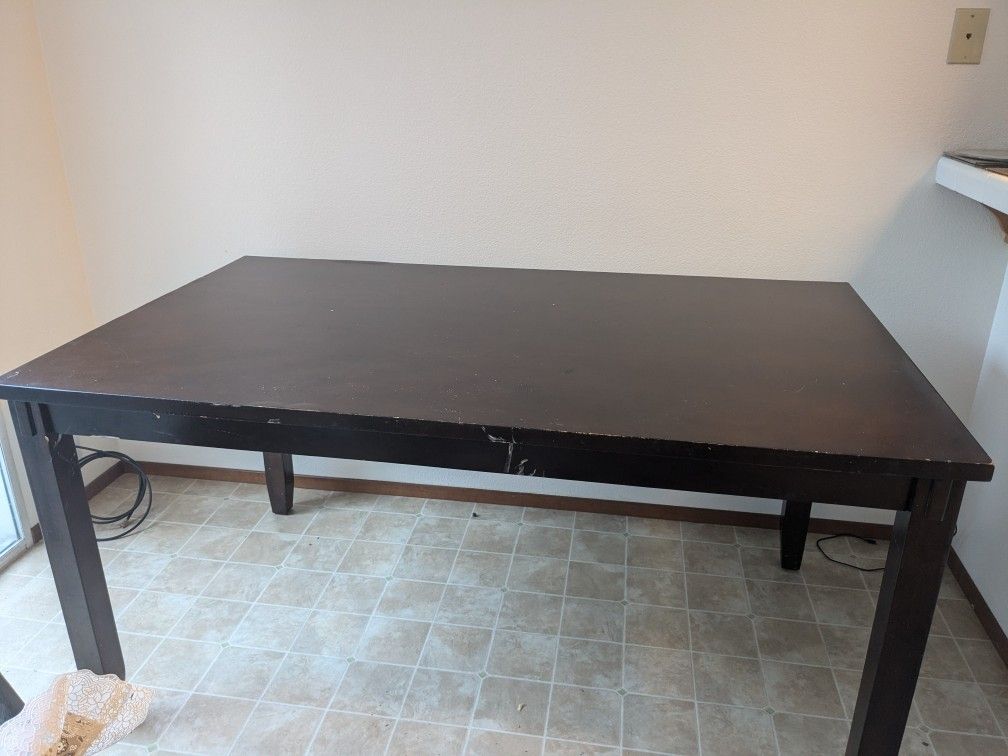 Dinning Table