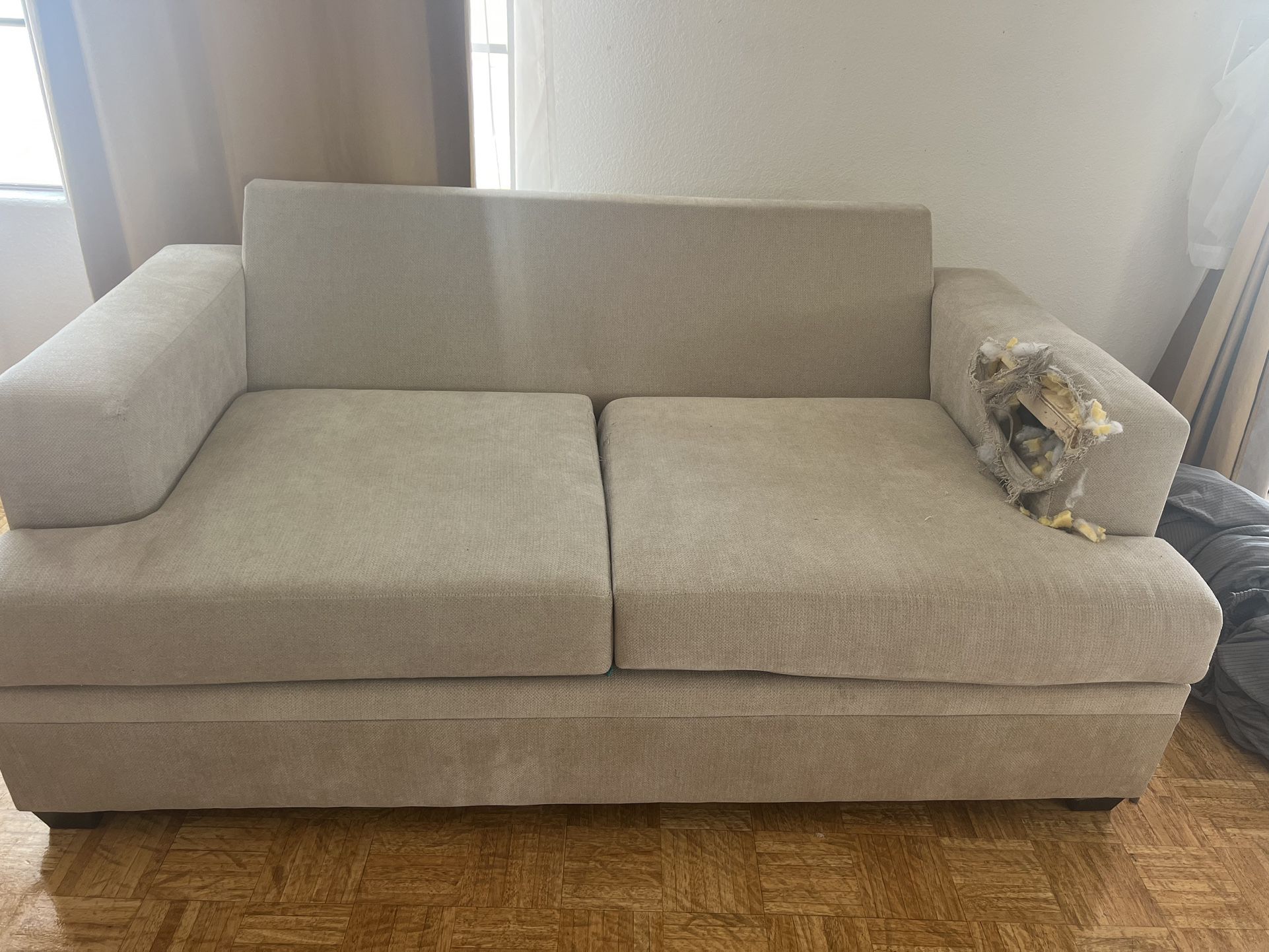 Free Broken Sofa