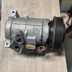A/C Compressor Dodge Caravan & Grand Caravan/ Chryler Town Country 