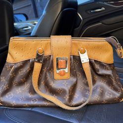 Louis Vuitton Handbag 
