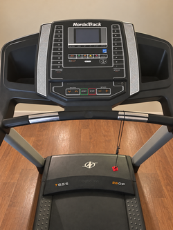 Title: Electric Treadmill – Excellent Working Condition