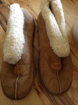 Men's ugg slippers