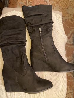 Brand new black boots size 9