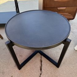 COSIEST Outdoor Dark Grey Concrete 21.6''W x 15.3''H Round Coffee Table