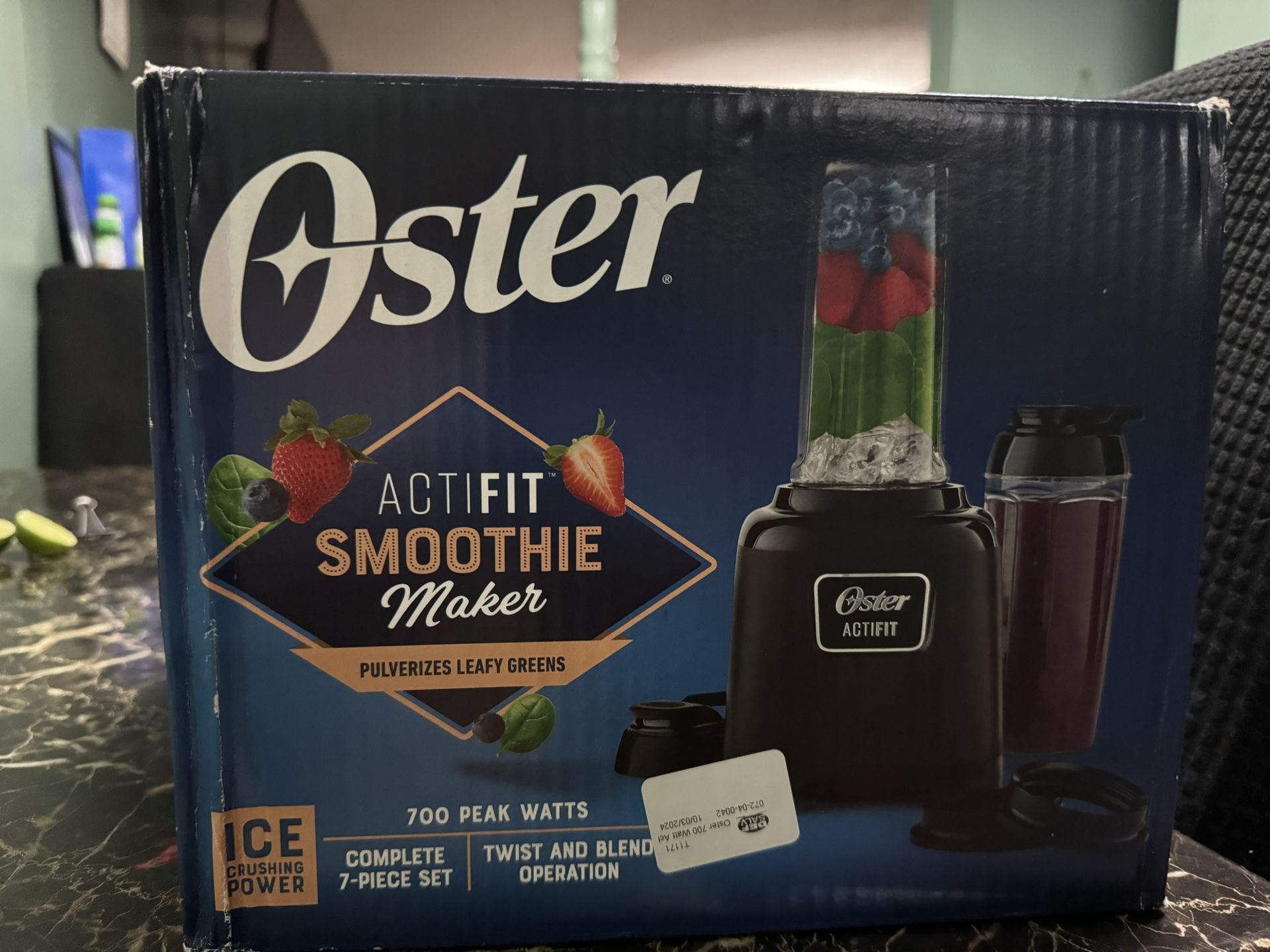 Oster Batidora ActiFit, Personal Blender con Motor de 700 Vatios $45