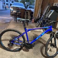 GT Aggressor Mountain Bike