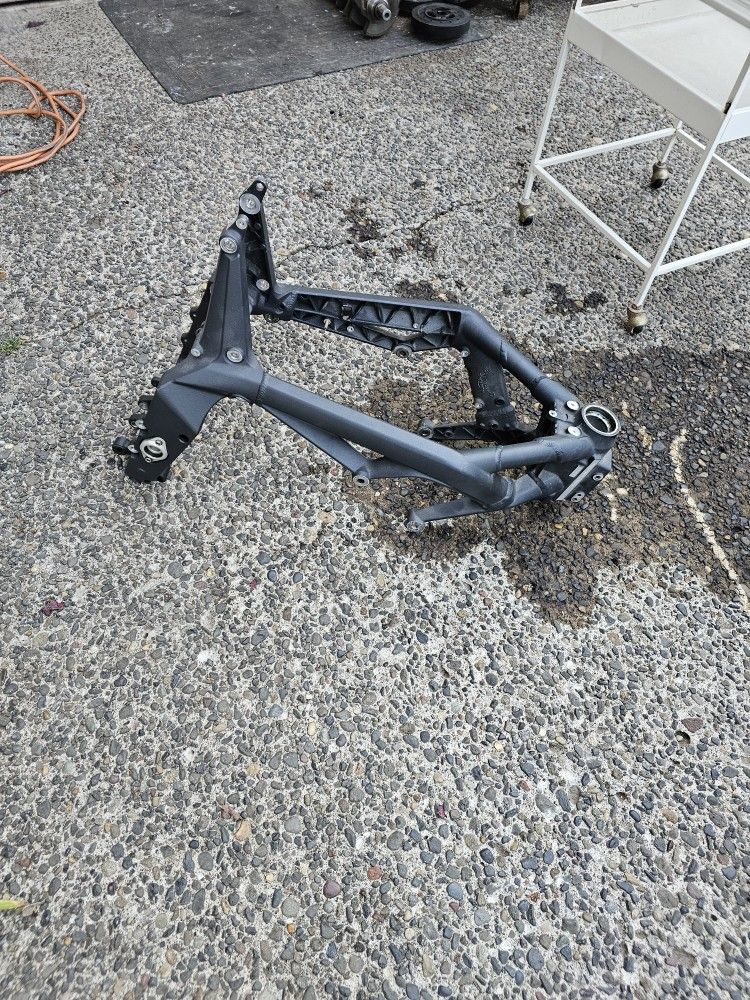 2008 Daytona Triumph 675 Frame