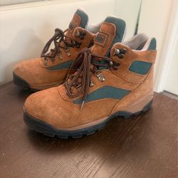 Men’s boots size 7 brown green great condition