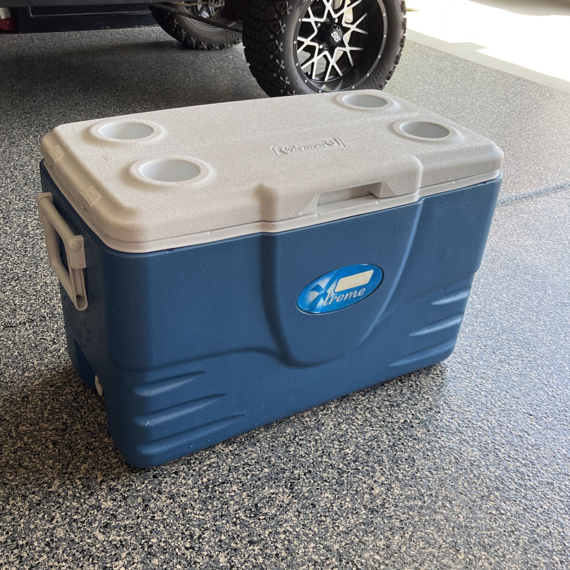 Coleman Ice chest for Sale in Rancho Cucamonga, CA OfferUp