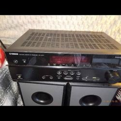 Yamaha Receiver With Speaker, Remote And room Acoustic Optimizer) Calibration Mic