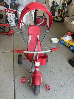 Radio Flyer Stroller Tricycle, EZ Fold 4-in-1 Stroll 'N Trike for Infant & Toddler, Red