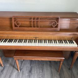 Gulbransen Piano