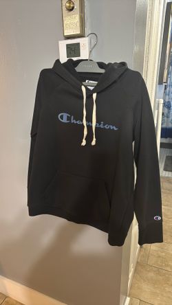 Medium Black Champion Sweater