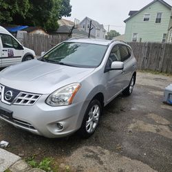 2011 Nissan Rogue